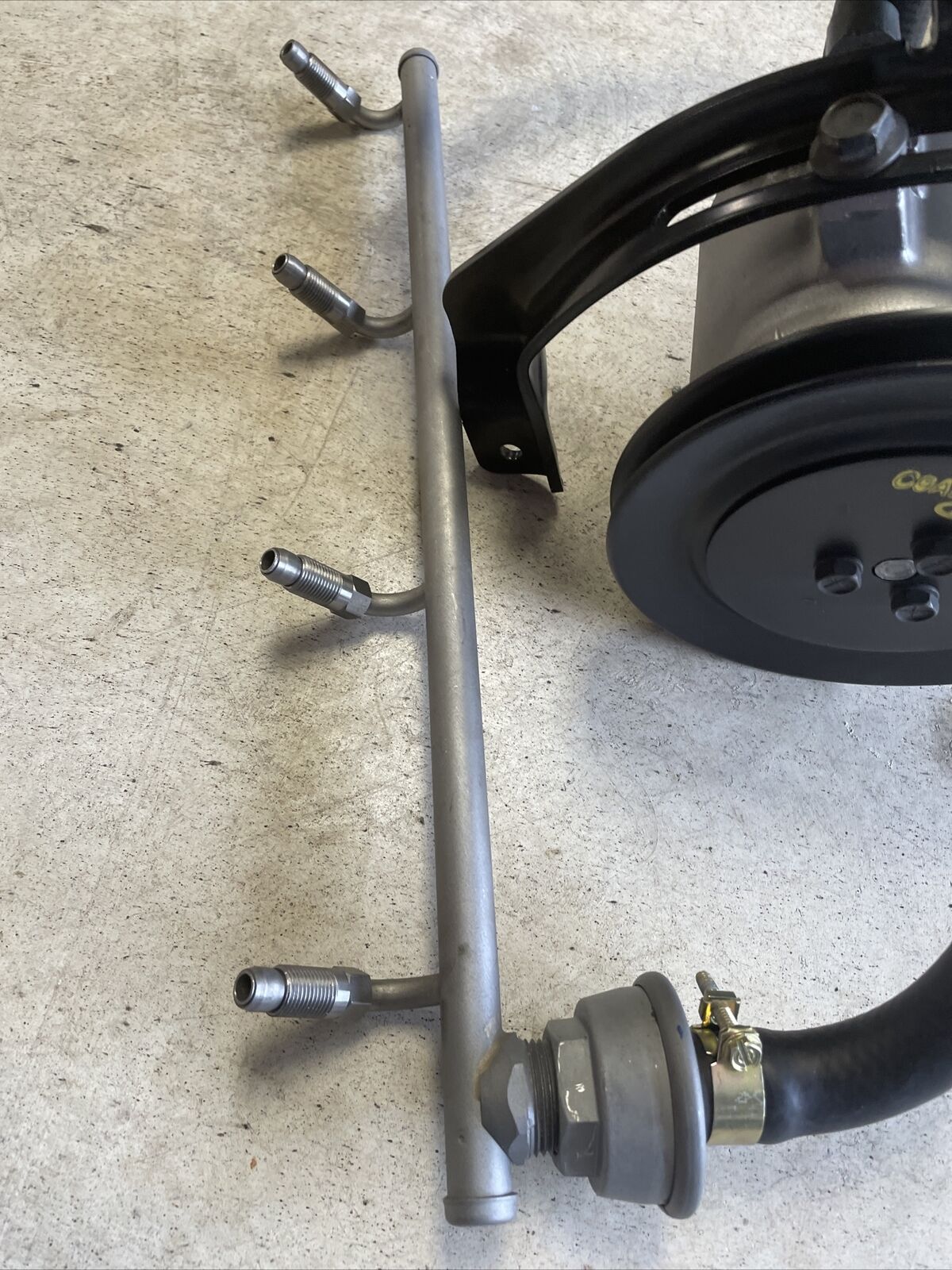 1969-1970 Boss 429 Mustang Smog Emission System Complete Pump, Hoses, Brackets